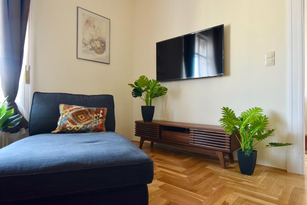 Luxury Apartment By Hi5 - Kiraly Street Suite Βουδαπέστη Εξωτερικό φωτογραφία