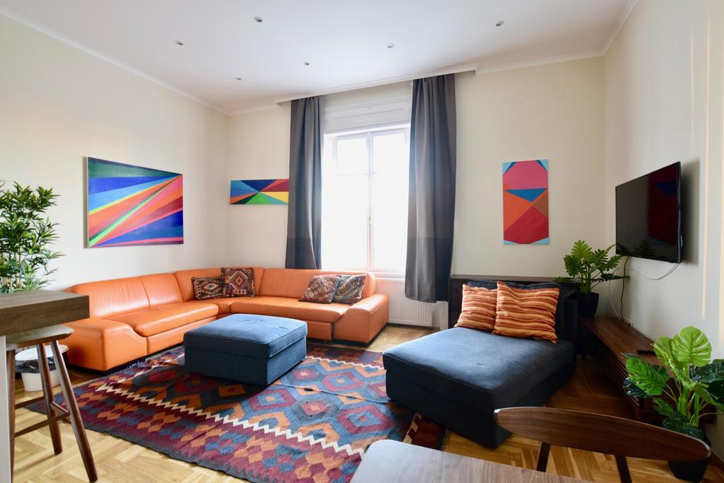 Luxury Apartment By Hi5 - Kiraly Street Suite Βουδαπέστη Εξωτερικό φωτογραφία