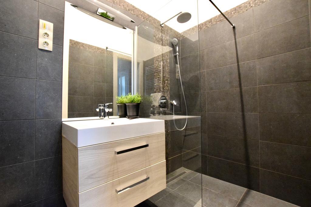 Luxury Apartment By Hi5 - Kiraly Street Suite Βουδαπέστη Εξωτερικό φωτογραφία